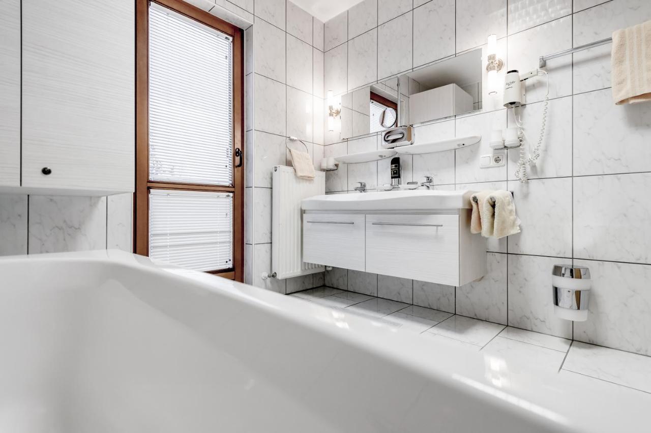 Ferienwohnungen Haus Daheim Längenfeld Esterno foto