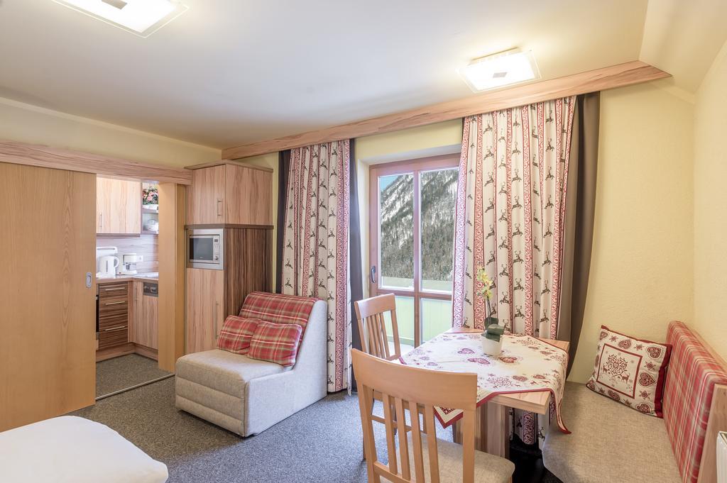 Ferienwohnungen Haus Daheim Längenfeld Esterno foto